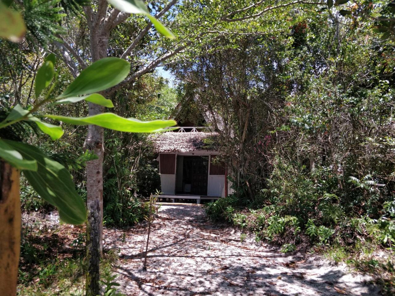 Les Acacias Bungalows Manambolo Zewnętrze zdjęcie