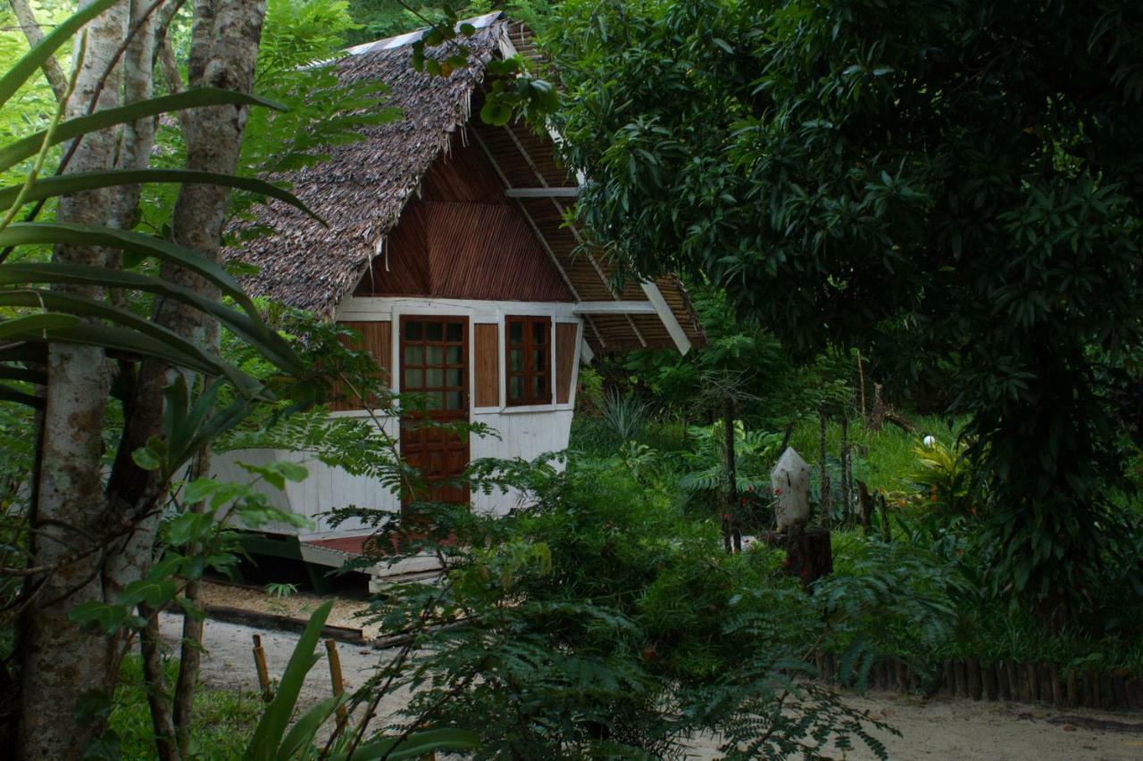 Les Acacias Bungalows Manambolo Zewnętrze zdjęcie