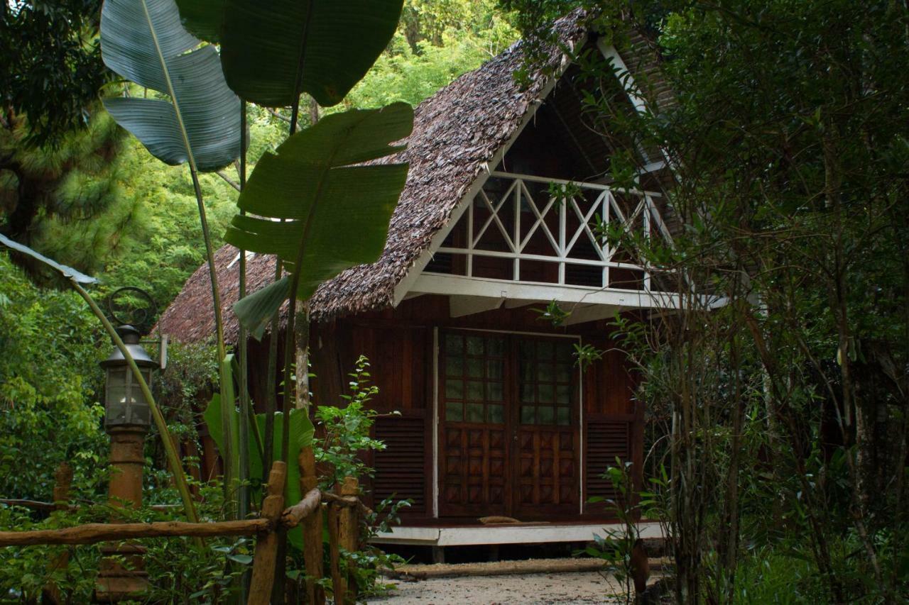 Les Acacias Bungalows Manambolo Zewnętrze zdjęcie