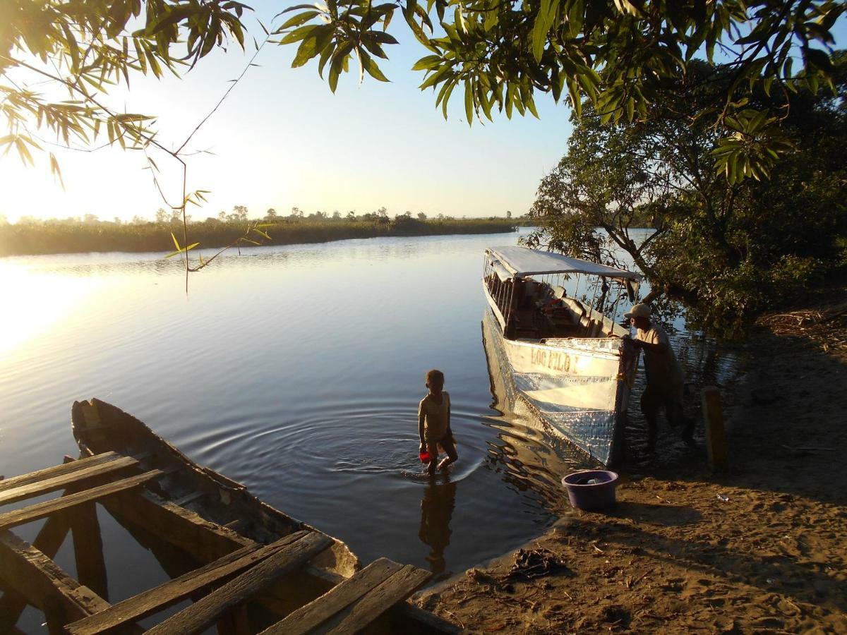 Les Acacias Bungalows Manambolo Zewnętrze zdjęcie
